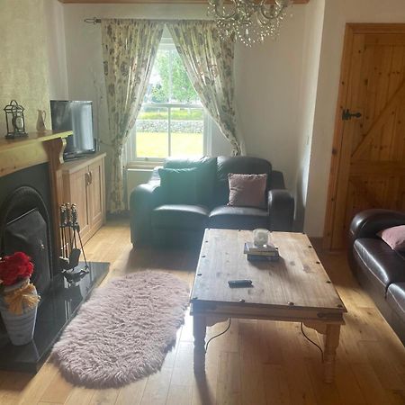 Katy Kellys Countryside Self Catering Cottage รอสส์คอมมัน ภายนอก รูปภาพ