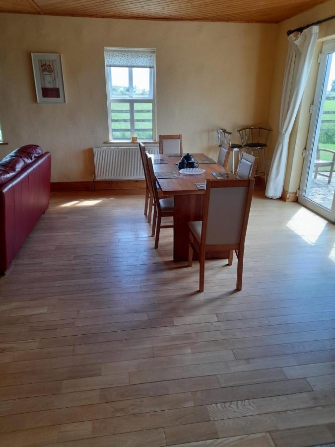 Katy Kellys Countryside Self Catering Cottage รอสส์คอมมัน ภายนอก รูปภาพ