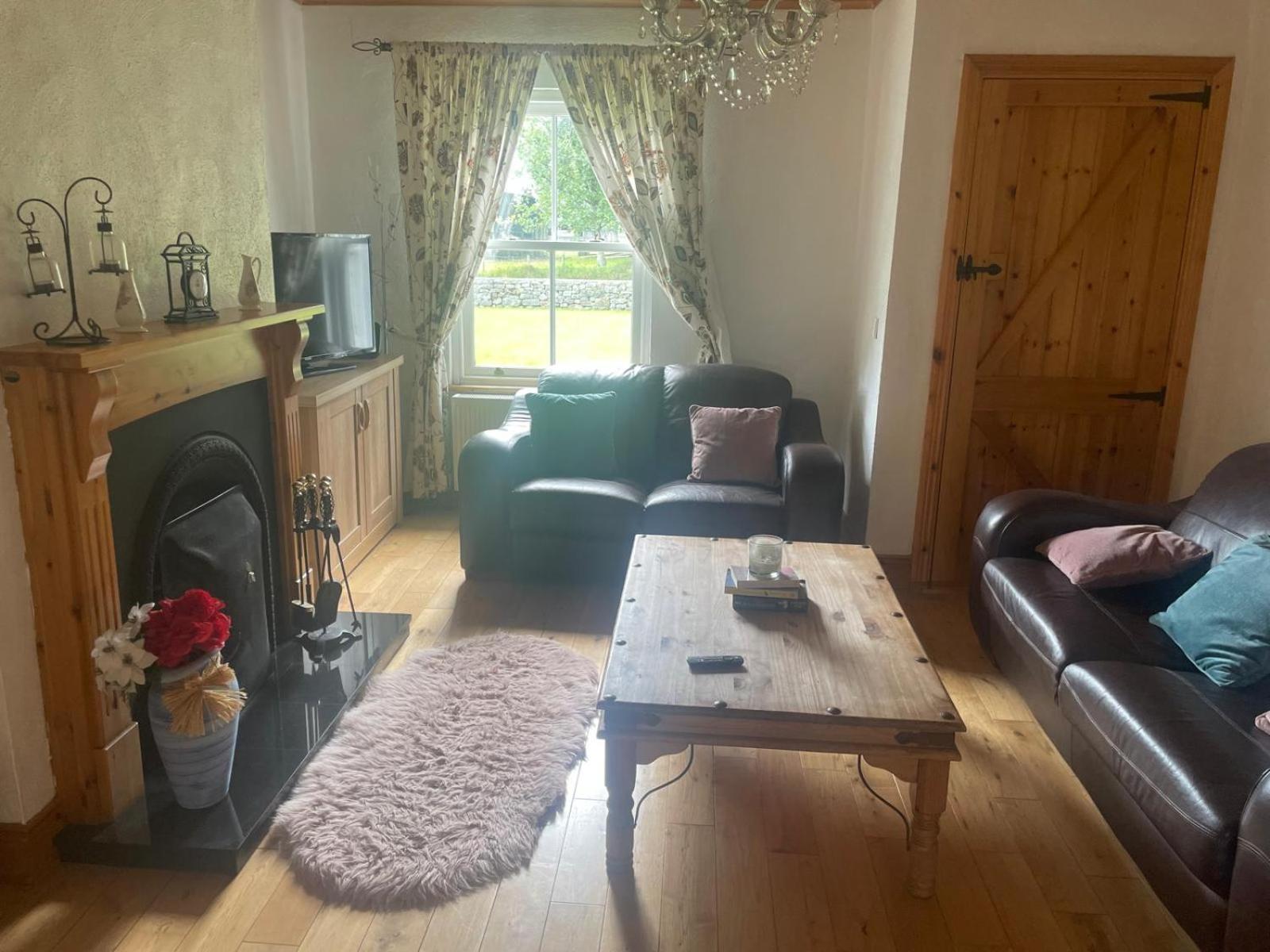 Katy Kellys Countryside Self Catering Cottage รอสส์คอมมัน ภายนอก รูปภาพ